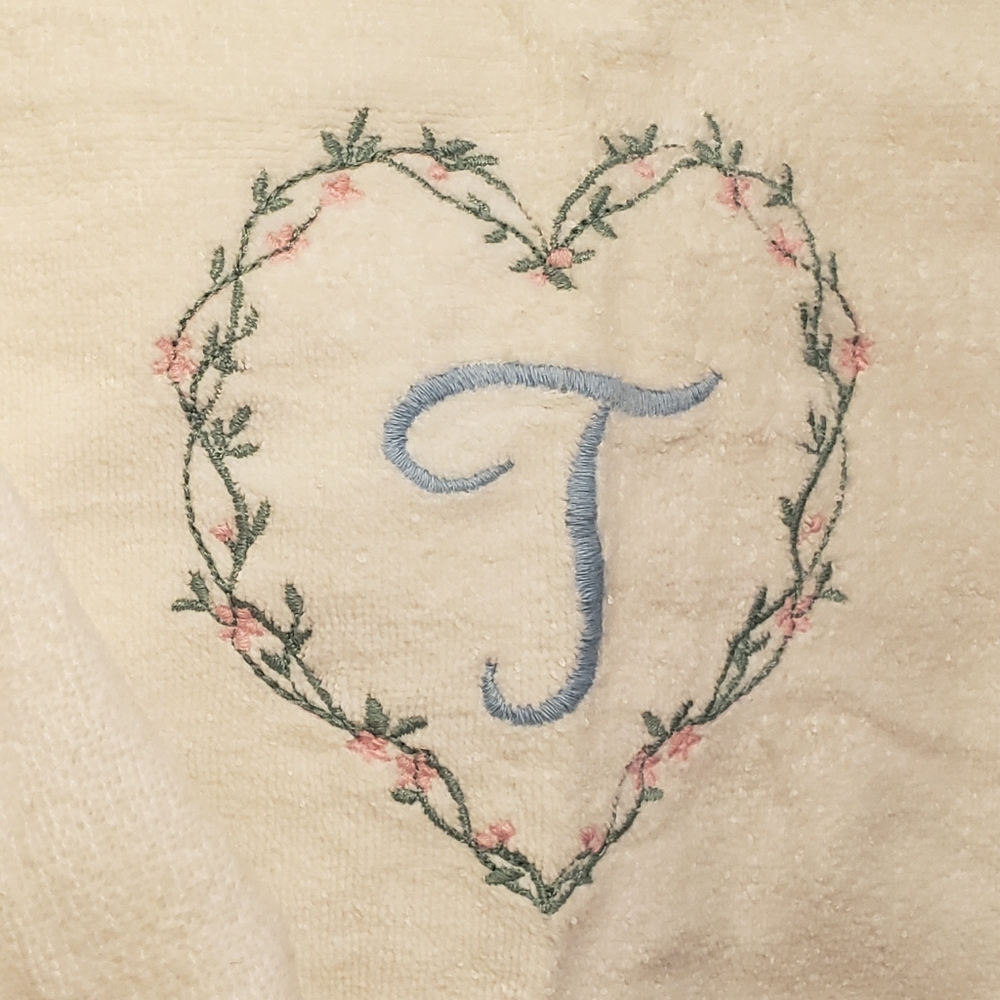 Monogram T Collection - Picture 3 of 6
